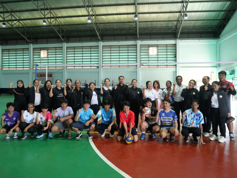 การเสริมสร้างสมรรถนะและทักษะกีฬาสู่ความเป็นเลิศของผู้เรียน สกร.