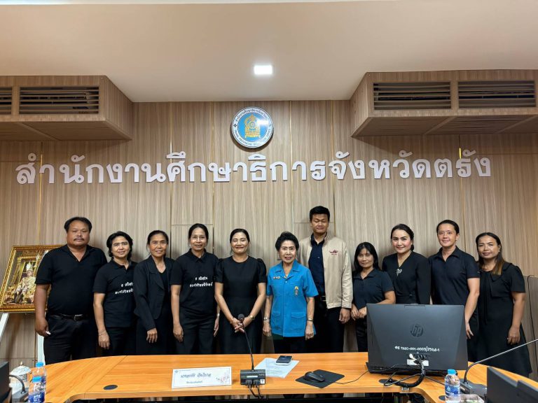 เข้าร่วมประชุมรับฟังคำชี้แจงพิธีปฏิญาณตนและการสวนสนามเนื่องในวันคล้ายวันสถาปนายุวกาชาดไทย