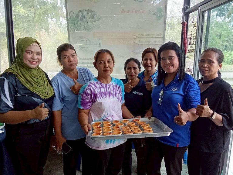 โครงการจัดการเรียนรู้ เพื่อพัฒนาตนเอง หลักสูตร การทำขนมทาร์ตไข่ จำนวน 3 ชั่วโมง ให้กับประชาชนในพื้นที่ จัดโดย ศกร.ระดับตำบลบางหมาก