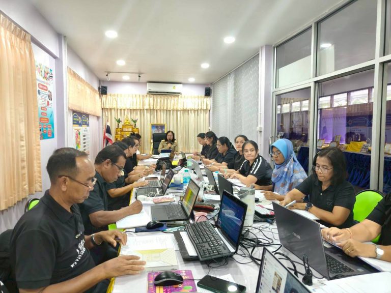 ประชุมบุคลากรประจำเดือนพฤษภาคม ณ ห้องประชุม ศูนย์ส่งเสริมการเรียนรู้ระดับอำเภอกันตัง จังหวัดตรัง