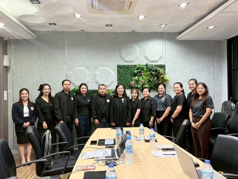 เข้าร่วมการประชุมเชิงปฏิบัติการพัฒนาแพลตฟอร์มเพื่อการบริหารจัดการข้อมูลส่งเสริมการอ่านและการเรียนรู้ การประชุมครั้งนี้เพื่อสร้างแพลตฟอร์มเพื่อรองรับการรายงานผลการดำเนินงาน ณ ห้องประชุมบุญเลิศ มาแสง ชั้น 3 กรมส่งเสริม การเรียนรู้